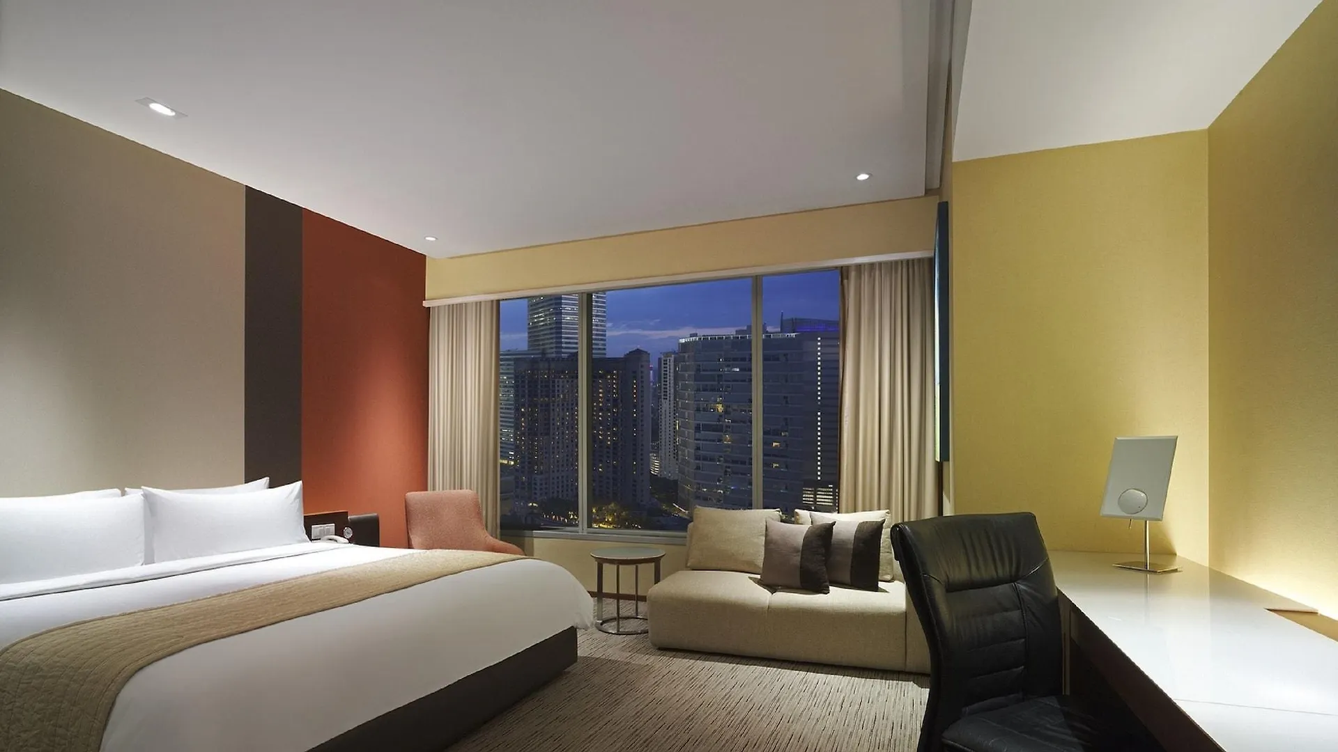 Traders Hotel, Kuala Lumpur 5*,  Malaysia