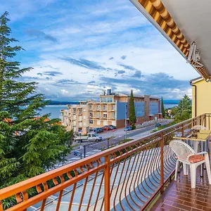 vacattio-apartment-2.primorje-gorskikotar.com/