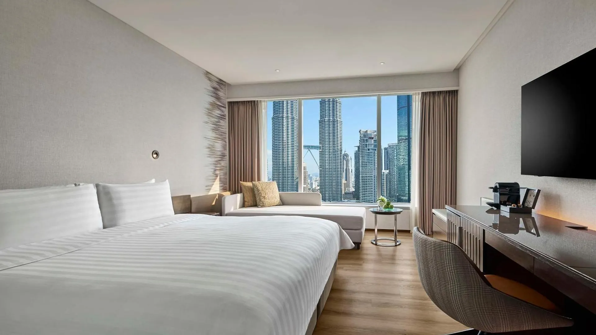 Traders Hotel, Kuala Lumpur Hotell