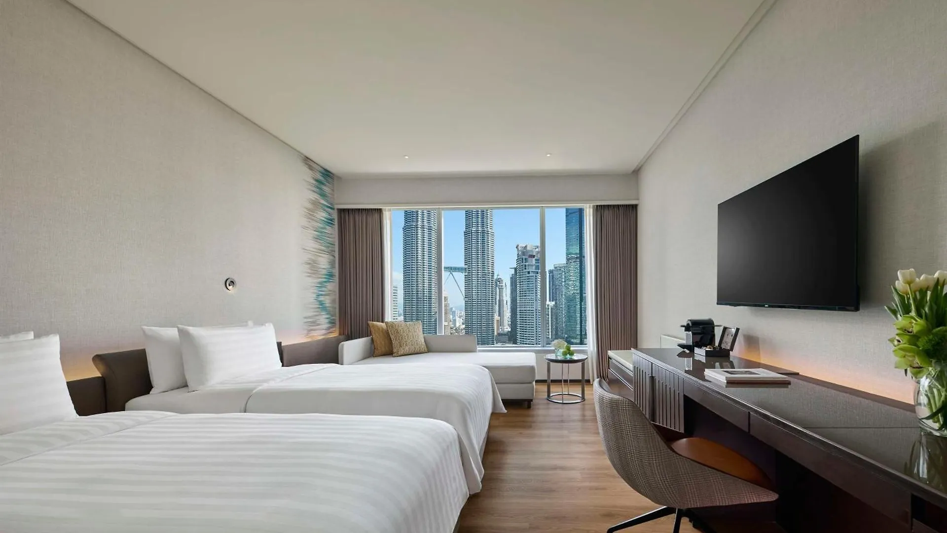 Traders Hotel, Kuala Lumpur